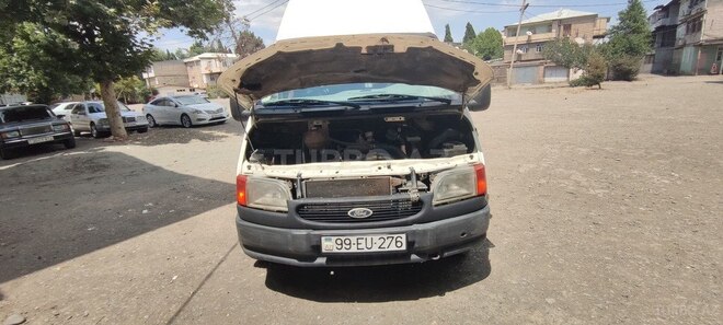 Ford Transit-1