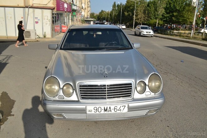 Mercedes E 220 d 1998, 620,000 km - 2.2 l - Bakı