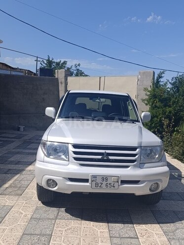 Mitsubishi Pajero io 2003, 237,377 km - 2.0 l - Bakı