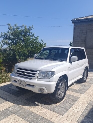 Mitsubishi Pajero io 2003, 237,377 km - 2.0 l - Bakı