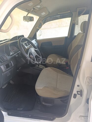 Mitsubishi Pajero io 2003, 237,377 km - 2.0 l - Bakı