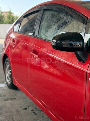 Toyota Prius-6