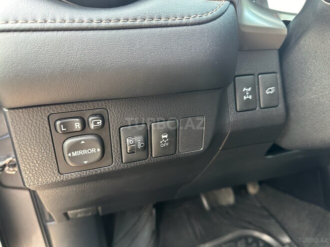 Toyota RAV4 2013, 307,000 km - 2.2 l - Bakı