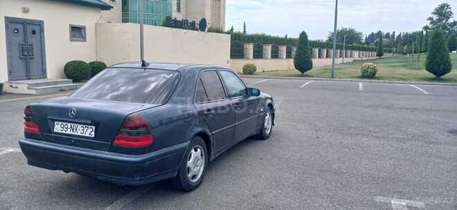 Mercedes C 200 1998, 333,000 km - 2.0 l - Ağcabədi