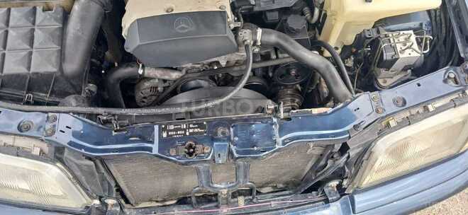 Mercedes C 200 1998, 333,000 km - 2.0 l - Ağcabədi