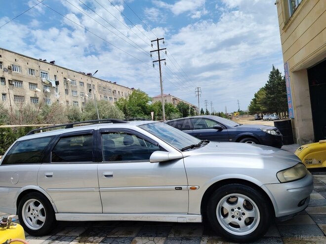 Opel Vectra-2
