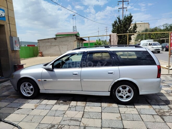 Opel Vectra-5