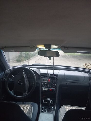 Mercedes C 180 1995, 65,000 km - 1.8 l - Tovuz