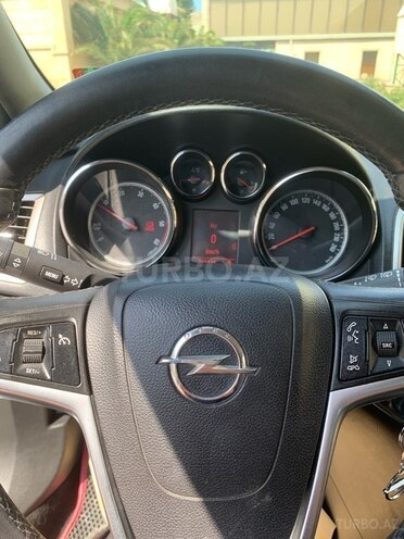 Opel Astra 2011, 240,000 km - 1.3 l - Bakı