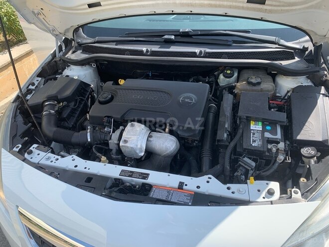 Opel Astra 2011, 240,000 km - 1.3 l - Bakı