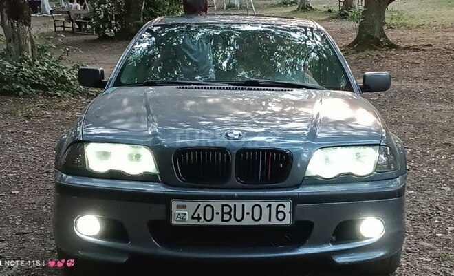 BMW 323 1998, 380,000 km - 2.5 l - Quba