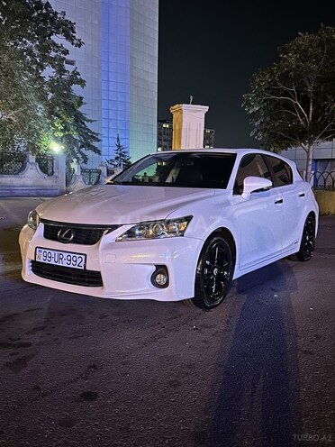 Lexus CT 200h-16