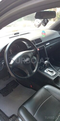 Audi A4 2002, 168,000 km - 1.8 l - Bakı