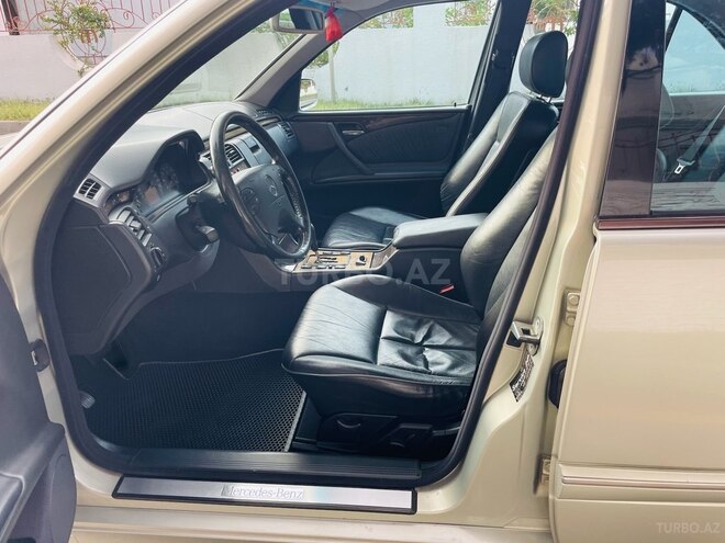 Mercedes E 240 2000, 249,248 km - 2.6 l - Bakı