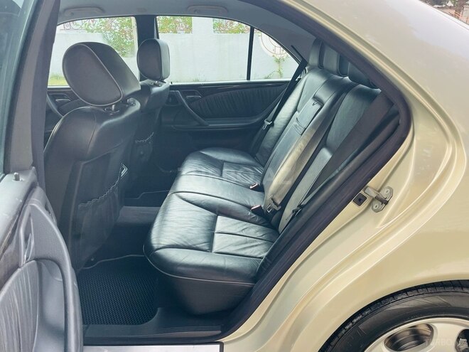 Mercedes E 240 2000, 249,248 km - 2.6 l - Bakı