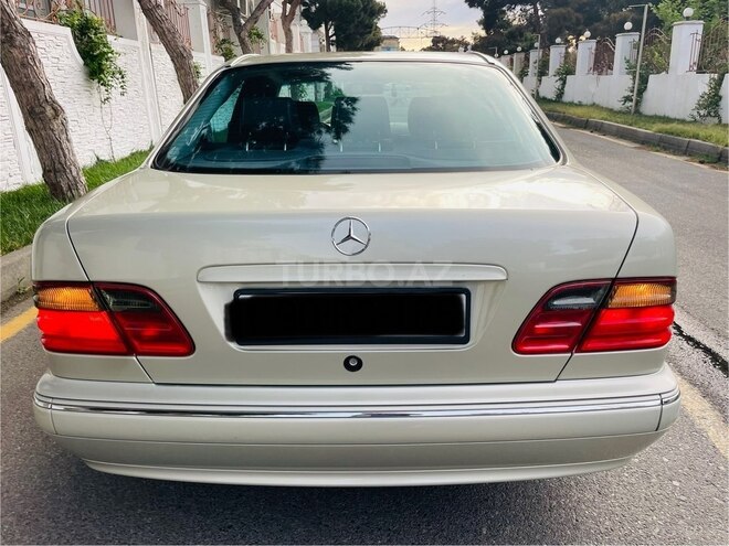 Mercedes E 240 2000, 249,248 km - 2.6 l - Bakı