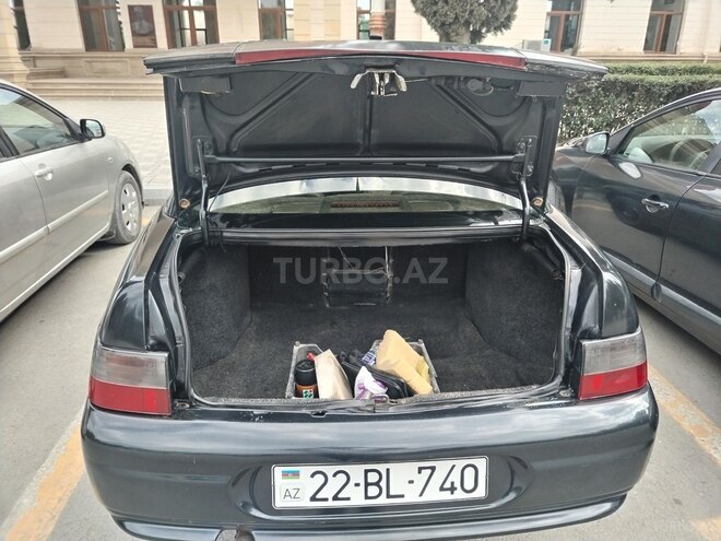 LADA (VAZ) 2110 2005, 298,000 km - 1.6 l - Yevlax