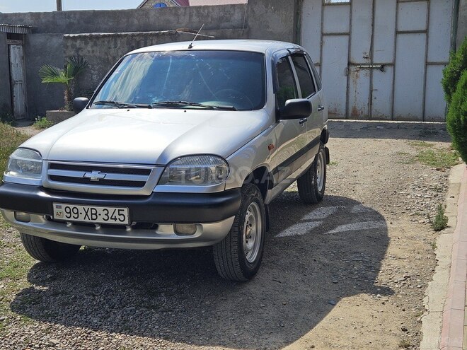 Chevrolet Niva 2006, 97,382 km - 1.7 l - Tovuz