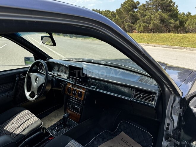 Mercedes 190 1991, 270,000 km - 2.0 l - Bakı