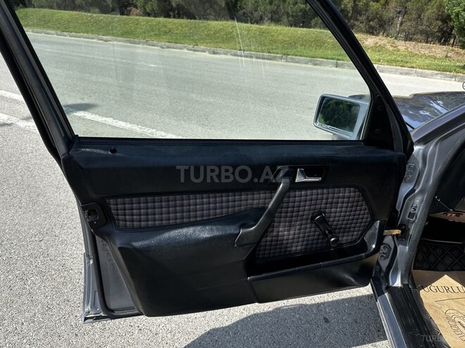Mercedes 190 1991, 270,000 km - 2.0 l - Bakı