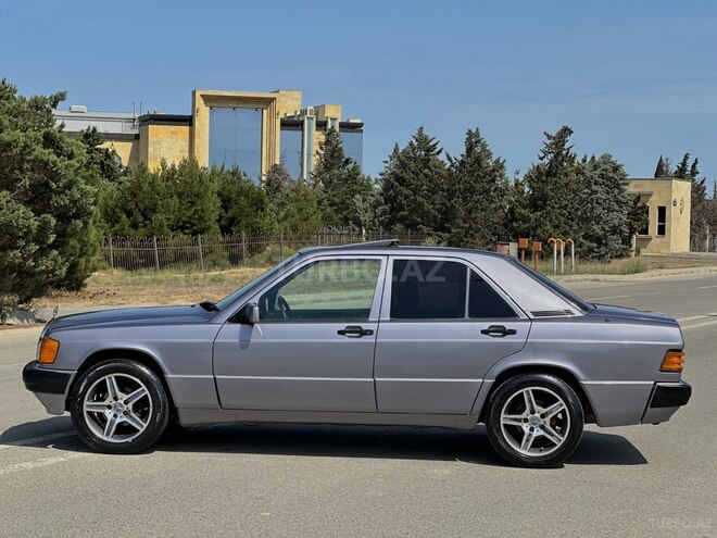 Mercedes 190 1991, 270,000 km - 2.0 l - Bakı