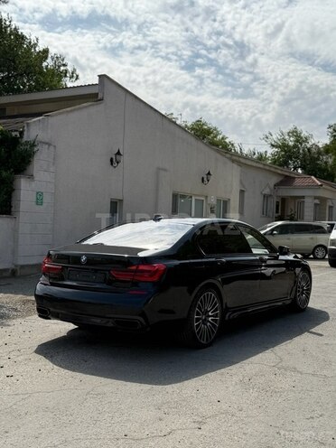 BMW 740 2018, 105,423 km - 3.0 l - Bakı