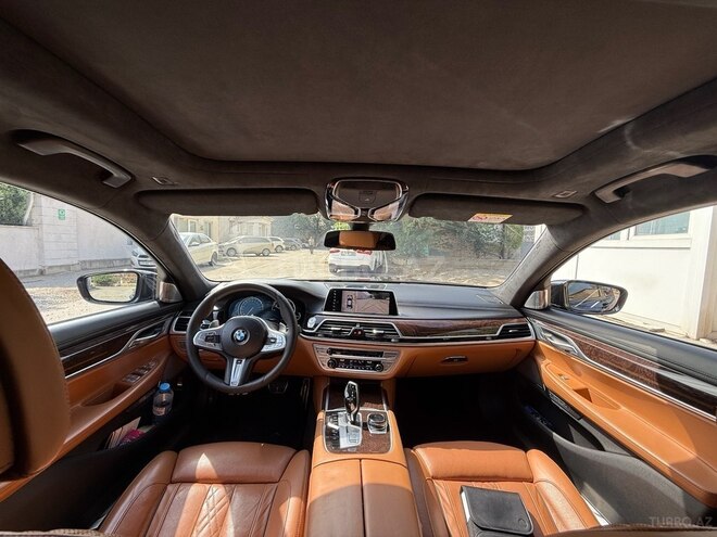 BMW 740 2018, 105,423 km - 3.0 l - Bakı
