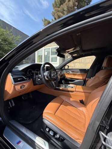 BMW 740 2018, 105,423 km - 3.0 l - Bakı