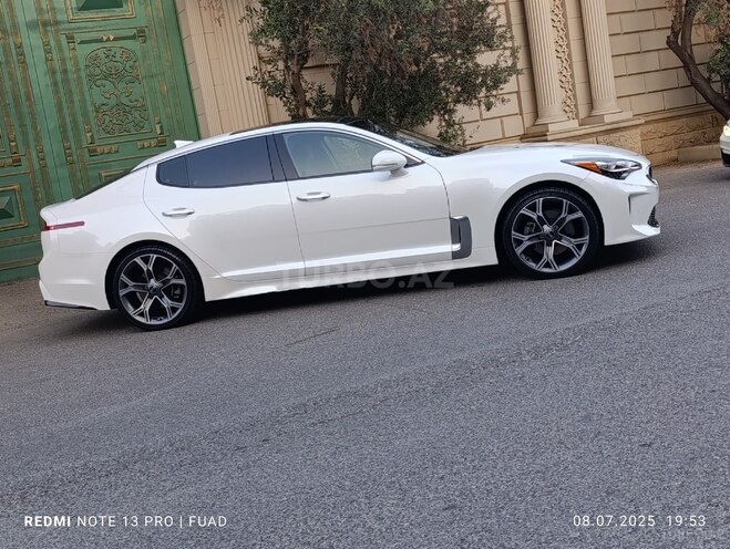 Kia Stinger-17
