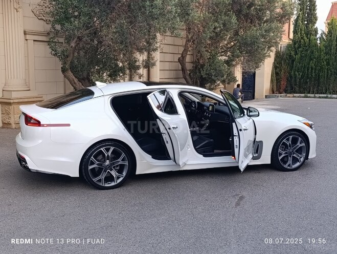Kia Stinger-10