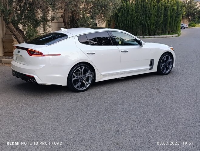 Kia Stinger-2