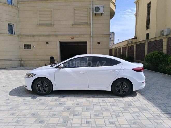 Hyundai Elantra 2016, 192,000 km - 1.6 l - Bakı