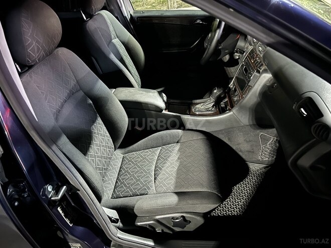 Mercedes C 200 2000, 293,000 km - 2.0 l - Bakı