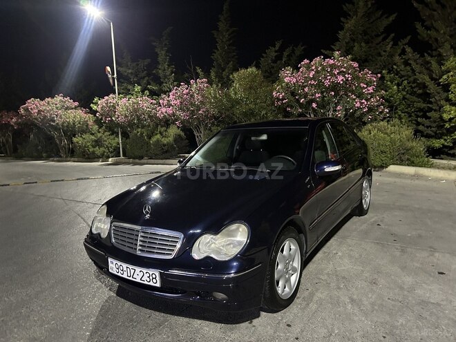 Mercedes C 200 2000, 293,000 km - 2.0 l - Bakı