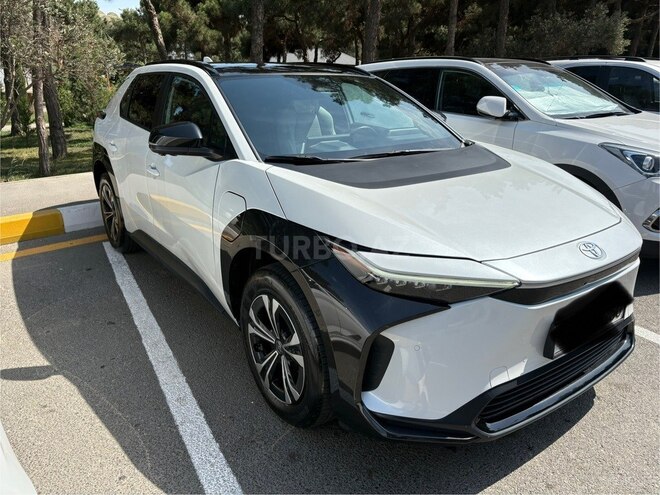Toyota bZ4X 2022, 35,000 km - 0.0 l - Bakı