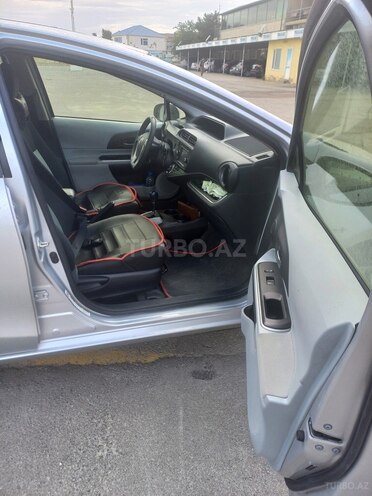 Toyota Prius C 2014, 76,000 km - 1.5 л - Bakı