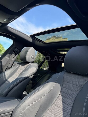 Mercedes E 300 de-4
