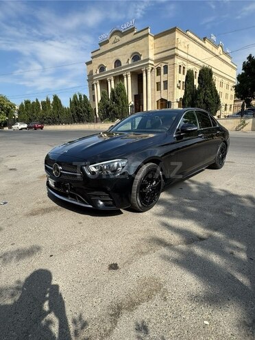 Mercedes E 300 de-12
