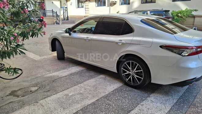 Toyota Camry-4