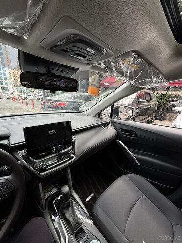Toyota Corolla Cross 2025, 1,700 km - 2.0 л - Bakı