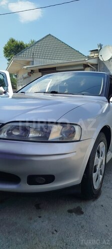 Opel Vectra 2000, 200,000 km - 2.0 l - Qazax