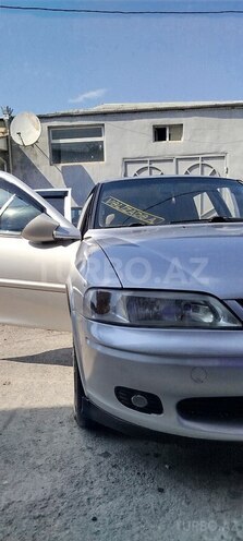 Opel Vectra 2000, 200,000 km - 2.0 l - Qazax