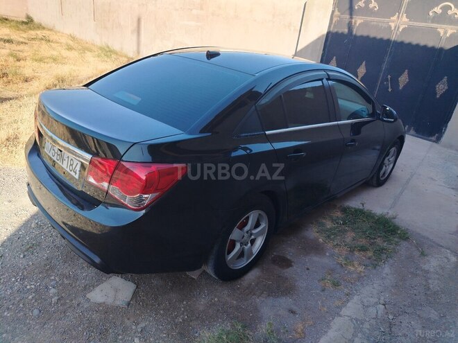 Chevrolet Cruze 2014, 270,000 km - 1.4 l - Naxçıvan