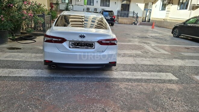 Toyota Camry-10