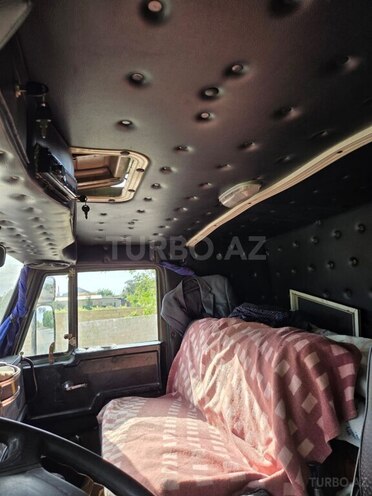 KamAz 6520 1988, 420,000 km - 11.0 l - Samux