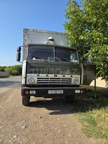 KamAz 6520 1988, 420,000 km - 11.0 l - Samux
