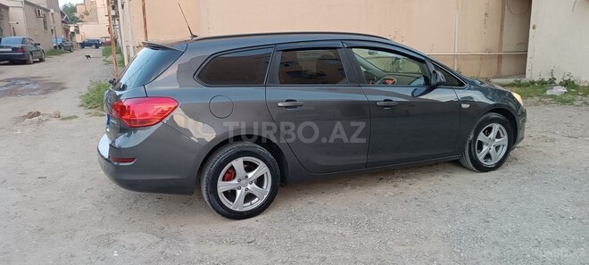 Opel Astra 2011, 238,156 km - 1.3 l - Bakı