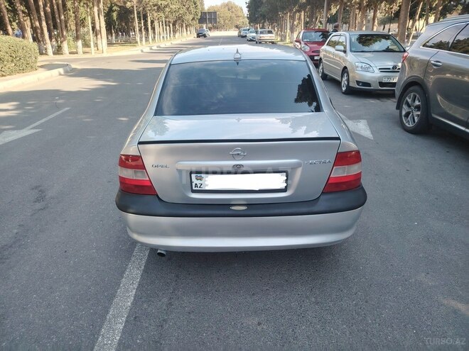 Opel Vectra 1996, 227,000 km - 1.8 l - Sumqayıt