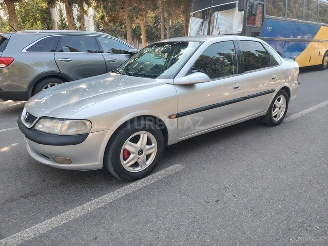 Opel Vectra 1996, 227,000 km - 1.8 l - Sumqayıt