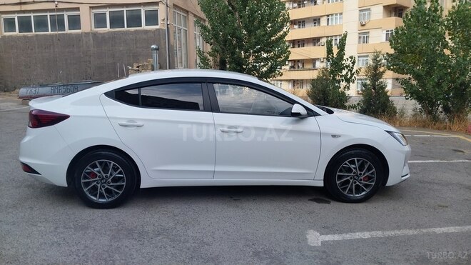 Hyundai Elantra 2020, 95,000 km - 1.6 l - Bakı